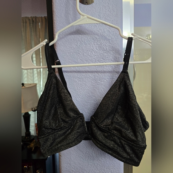 Auden Unlined V neck Bralette Set - Picture 6 of 9